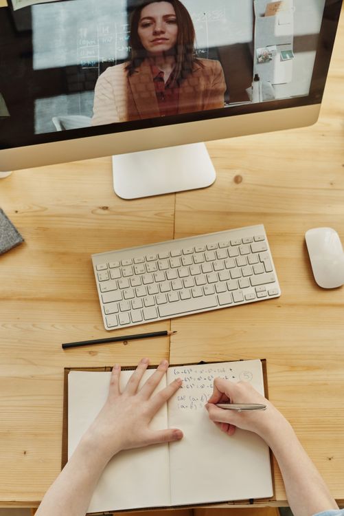 Taking notes while completing a free online course